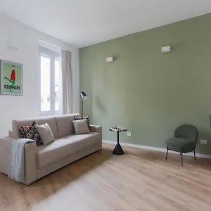 The Rent - Spacious And Renovated Two-bedroom Downtown Apartamento Milán